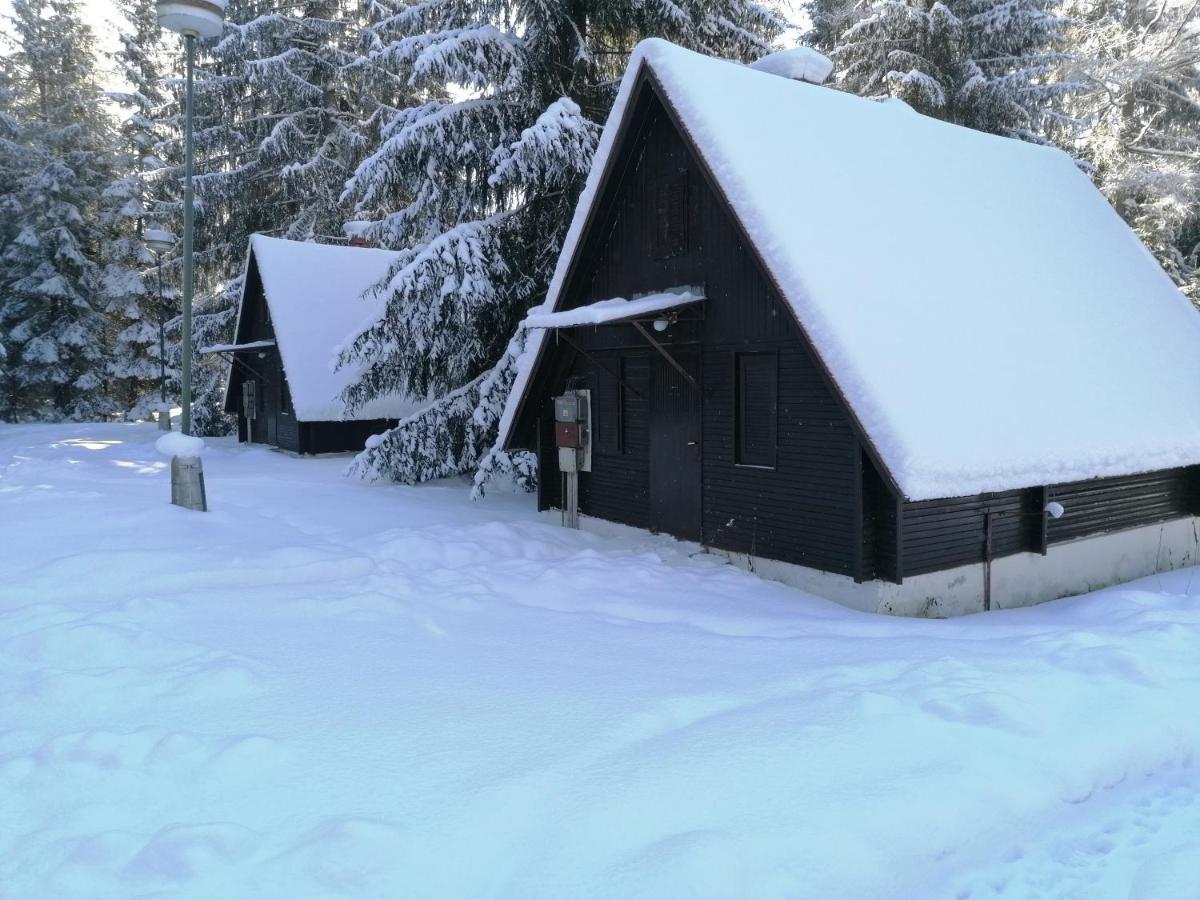 Bungalovy Pri Hoteli Spojar Žiar エクステリア 写真